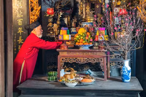 Cách bao sái bàn thờ năm 2023 thế nào là đúng?