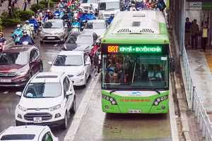 Thanh tra Chính phủ công khai hàng loạt sai phạm tại Dự án xe buýt nhanh Hà Nội.