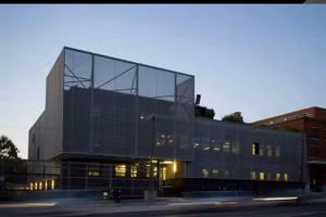 Trường Ecole 42 ở Paris (Pháp) đào tạo mà không cần cấp bằng cho sinh viên.