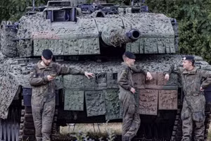 Xe tăng Leopard 2.