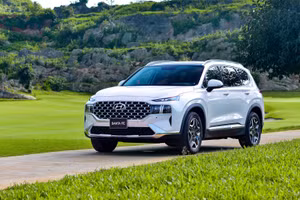 Hyundai Santa Fe trở thành mẫu xe có số lượng bán hàng tốt nhất tháng 11