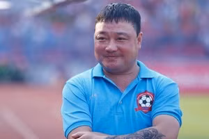 HLV Trương Việt Hoàng không đồng ý với đề xuất lạ của chủ tịch Hải Phòng FC.