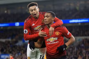 Martial và Lingard đã lọt vào tầm ngắm của Newcastle.