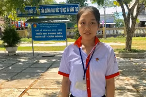 Em Lê Thị Ni, 4 năm liền đạt HS giỏi Văn cấp huyện.
