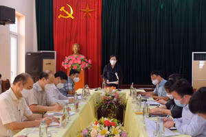 Bà Nguyễn Thanh Hải, Bí thư Tỉnh ủy Thái Nguyên làm việc với Ban Quản lý các Khu công nghiệp (KCN) tỉnh.