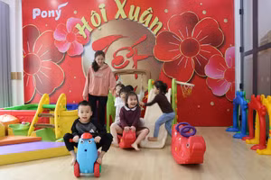 Giờ vui chơi của trẻ tại trường Mầm non Pony Academy (TP Tuyên Quang)