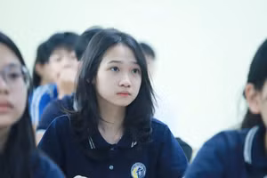 Các em học sinh lớp 9 hiện đang tích cực ôn tập để chuẩn bị tốt cho kỳ thi vào lớp 10 năm 2024. 