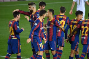 Barca đã thành công trong việc “trói chân” 4 trụ cột. 