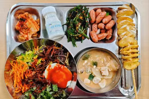Người dân trên thế giới thường ăn gì vào bữa trưa?