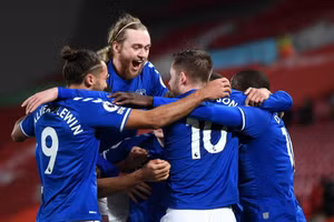Liverpool thua trận thứ tư liên tiếp ở Premier League