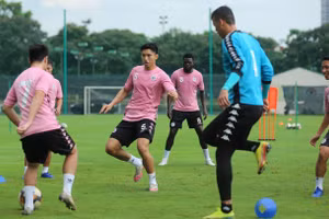 VFF có “xé rào” cho Đoàn Văn Hậu thi đấu?