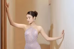 Chồng cũ Diệp Lâm Anh tình tứ bên cô gái lạ không phải người mẫu Quỳnh Thư