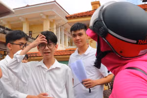 Thí sinh đánh giá đề thi môn Toán vừa sức, phân loại tốt.