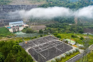 Nhà máy Thủy điện Đồng Nai 3 và Trạm phân phối 220 kV.