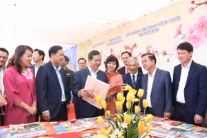 Nhiều hoạt động đặc sắc tại lễ hội đền Đuổm và Hội báo Xuân Giáp Thìn năm 2024.