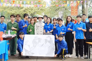Hành trình sách văn học với nhiều nội dung ý nghĩa.