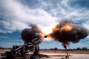 Lựu pháo M777