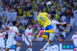 Ngoại hạng Anh làm điều bất ngờ với giải Ronaldo đang thi đấu