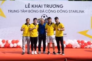 Huấn luyện viên Park trở lại với bóng đá Việt Nam