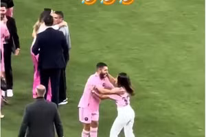 Video: Khoảnh khắc vợ Messi nhầm chồng gây sốt mạng xã hội