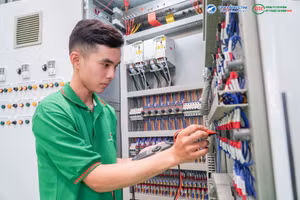 Giảm áp lực tuyển sinh nhờ cam kết việc làm 