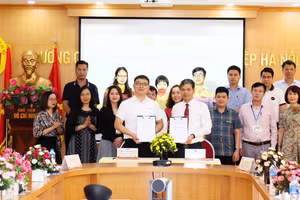 Lễ ký kết thỏa thuận hợp tác giữa Trường Cao đẳng Kinh tế Công nghiệp Hà Nội và Công ty TNHH Công nghệ Tô Châu Funa – AI Việt Nam 