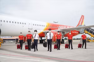 Đại dịch Covid-19 tác động tiêu cực tới sự phát triển của các hãng hàng không.