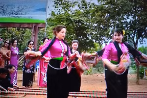 Vòng xòe Noong Bua