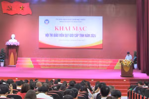 Quang cảnh lễ khai mạc Hội thi giáo viên dạy giỏi cấp tỉnh Điện Biên.