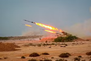 Iran phóng tên lửa
