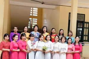 Tập thể nữ trường PTDTBT THCS Nậm Kè.