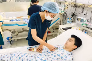 Phụ huynh được khuyến cáo cẩn trọng đối với hóa chất, chất tẩy rửa tại gia đình. Ảnh minh họa.