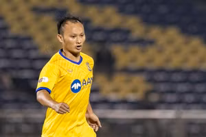 Trọng Hoàng chia tay Sông Lam Nghệ An FC, 