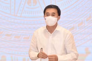 Thứ trưởng Trần Văn Thuấn nói Bộ Y tế chưa mua test kháng nguyên nhanh