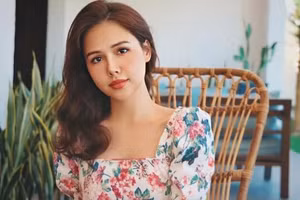 Huỳnh Anh, Hậu Hoàng và hội gái xinh đồng loạt khoe lì xì đầu năm mới