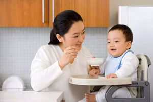 4 việc tưởng tốt hóa ra lại khiến con ốm lên ốm xuống trong mùa giá rét