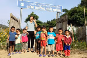 Hạnh phúc khi mỗi ngày đón trẻ đến lớp.