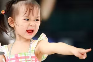 Cha mẹ đáp ứng con vô điều kiện có thể tạo nên những đứa trẻ hống hách. Ảnh minh hoạ.