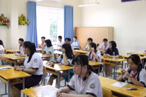 Học sinh lớp 9 Trường THCS Hậu Giang (Quận 11) trong giờ học. Ảnh minh họa: P.Nga 