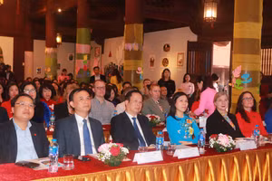 Đại biểu dự hội nghị.