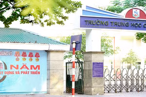 Cổng trường THCS Giảng Võ (ảnh TL).