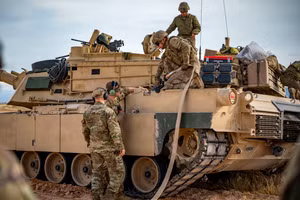 Lầu Năm Góc kêu gọi khi xe tăng M1A1 Abrams đầu tiên có thể bị hỏa thiêu
