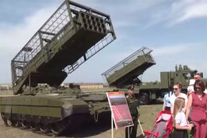 Lộ diện hình ảnh đầu tiên của hệ thống phun lửa hạng nặng TOS-3 Dragon