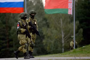 Kiev không loại trừ khả năng tấn công căn cứ quân sự ở Belarus