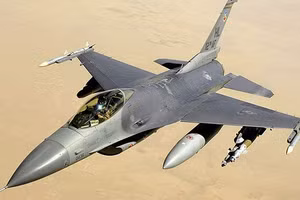 Mỹ đã sẵn sàng gửi máy bay chiến đấu A-10, F-16 hoặc F-18 tới Ukraine
