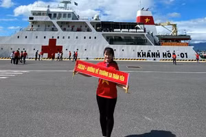Nữ sinh kinh tế và hành trình tuổi trẻ vì biển đảo quê hương.