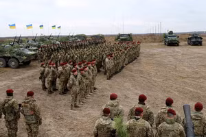 Lực lượng Ukraine.