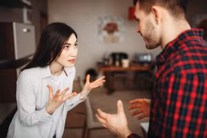 Đối phó giai đoạn ‘bốc hỏa’ của chồng