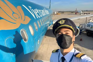 Đào Tuấn Hưng – Cơ phó của Vietnam Airlines.