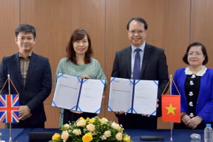 Đại diện ICAEW và Phenikaa ký kết thỏa thuận hợp tác vào ngày 20/4 vừa qua